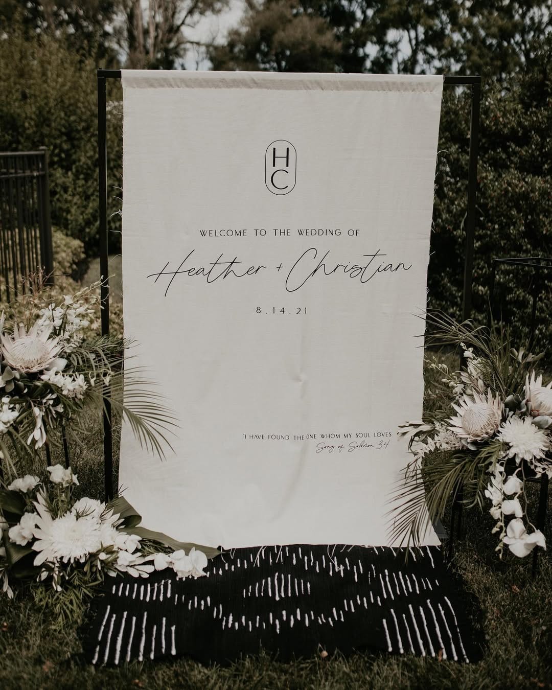 DIY fabric wall banner with inspirational quote