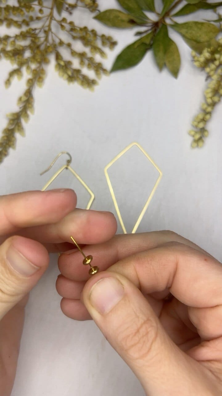 Radiant sunburst DIY hoop decoration