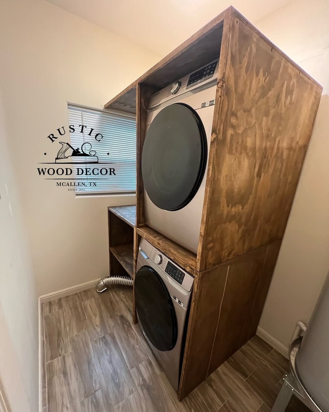 Distressed wood DIY laundry sign