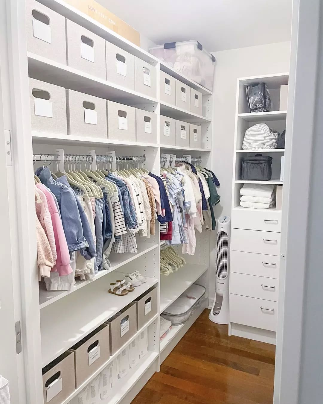 shelf dividers used in closet for organization