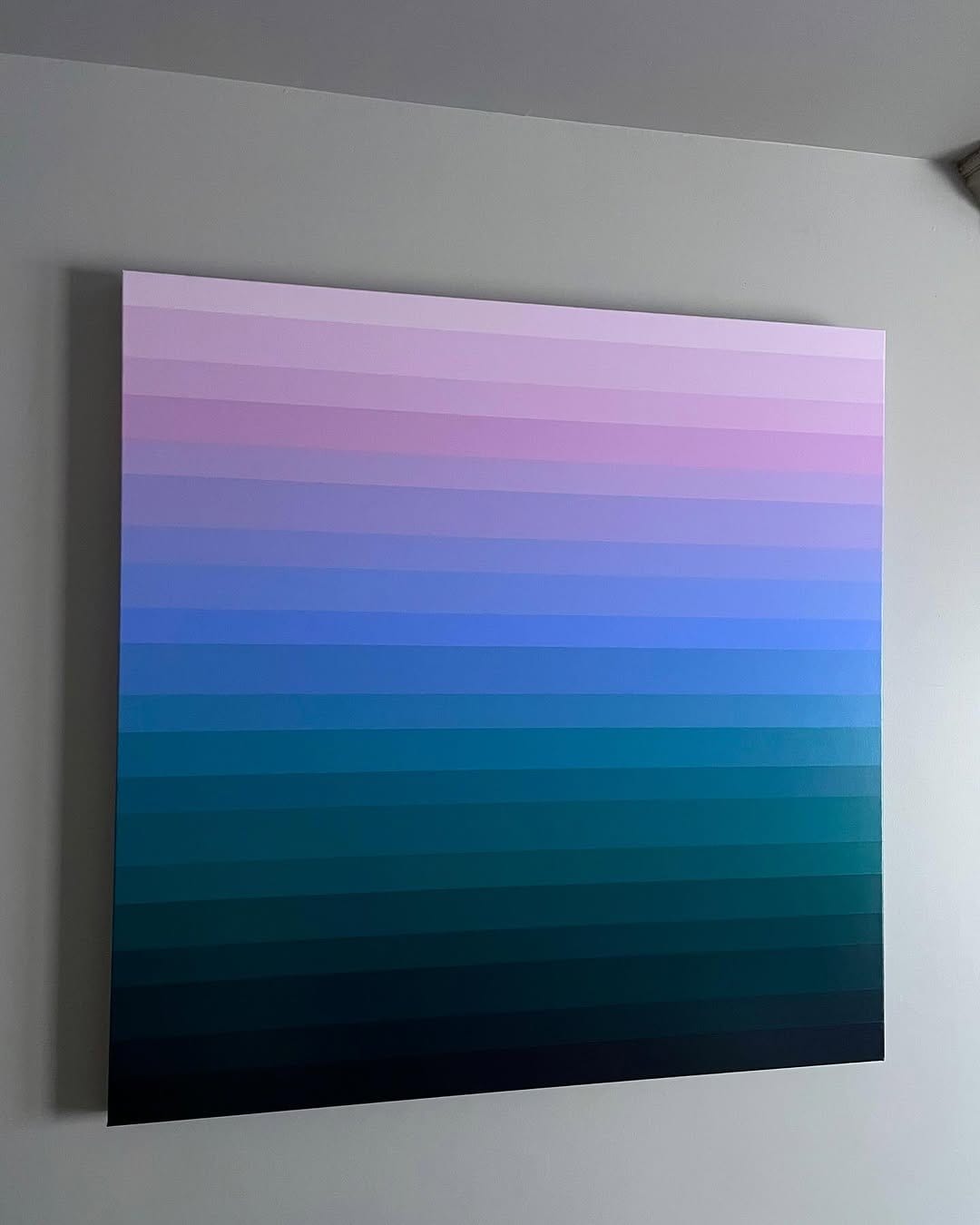 Subtle gradient DIY ombre painting