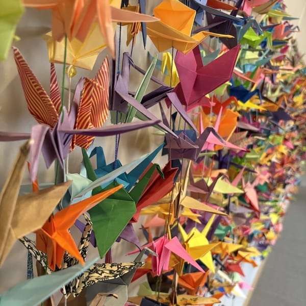 34 Creative Wall Decoration Ideas with Paper